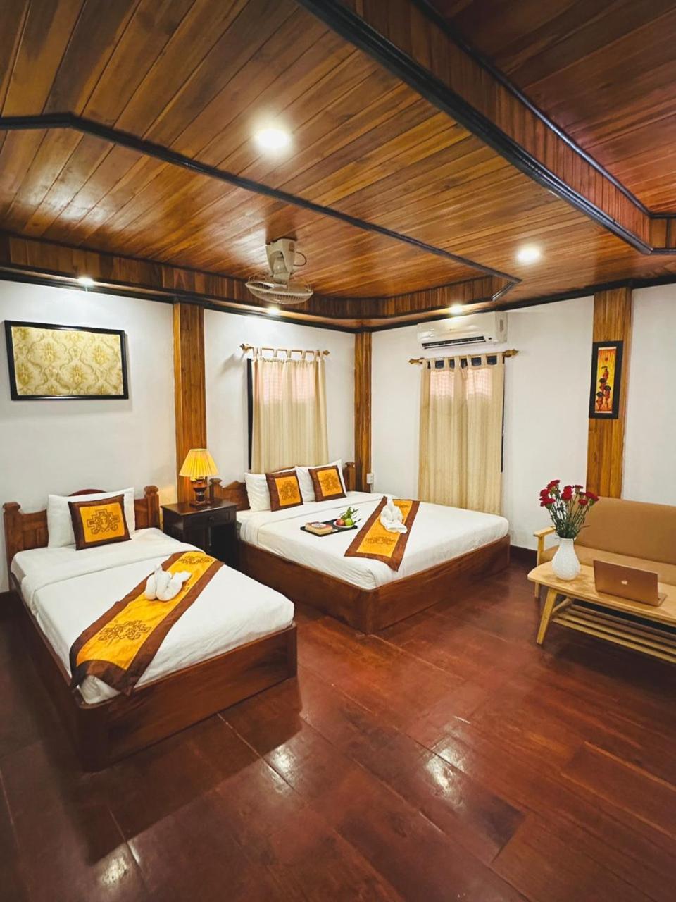 Luang Prabang Oudomlith Villa & Travel Kültér fotó