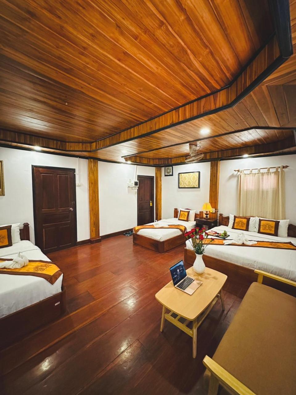 Luang Prabang Oudomlith Villa & Travel Kültér fotó