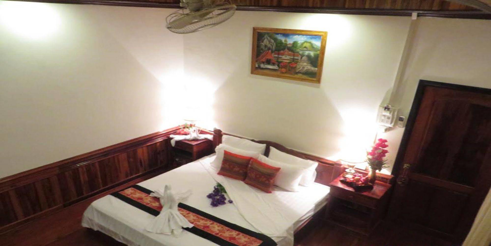 Luang Prabang Oudomlith Villa & Travel Kültér fotó
